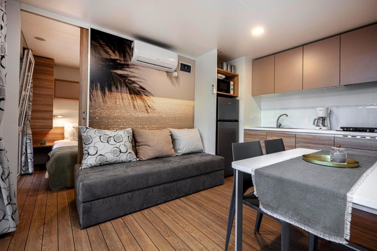 Porton Mobile Home Rovinj Exterior foto
