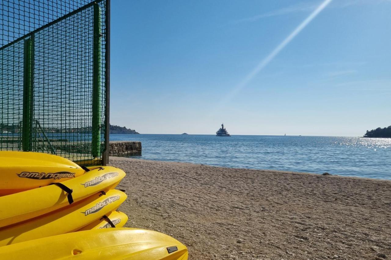 Porton Mobile Home Rovinj Exterior foto